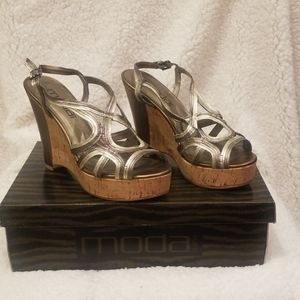 Multi metallic wedges